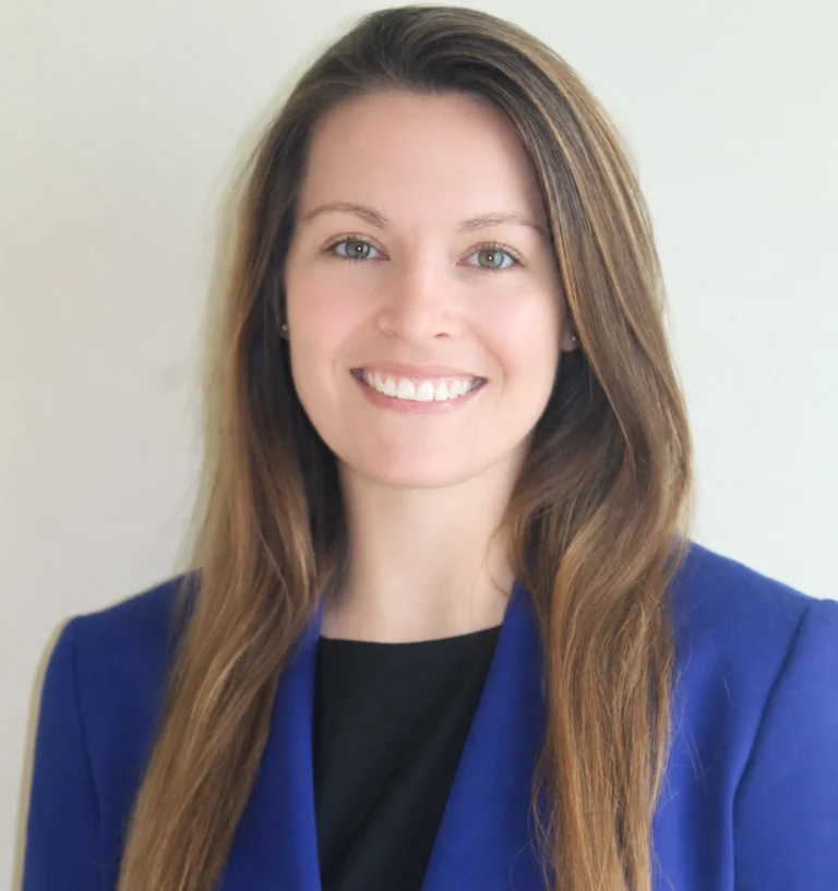 Portrait of Dr. Jennifer McGorty Droll